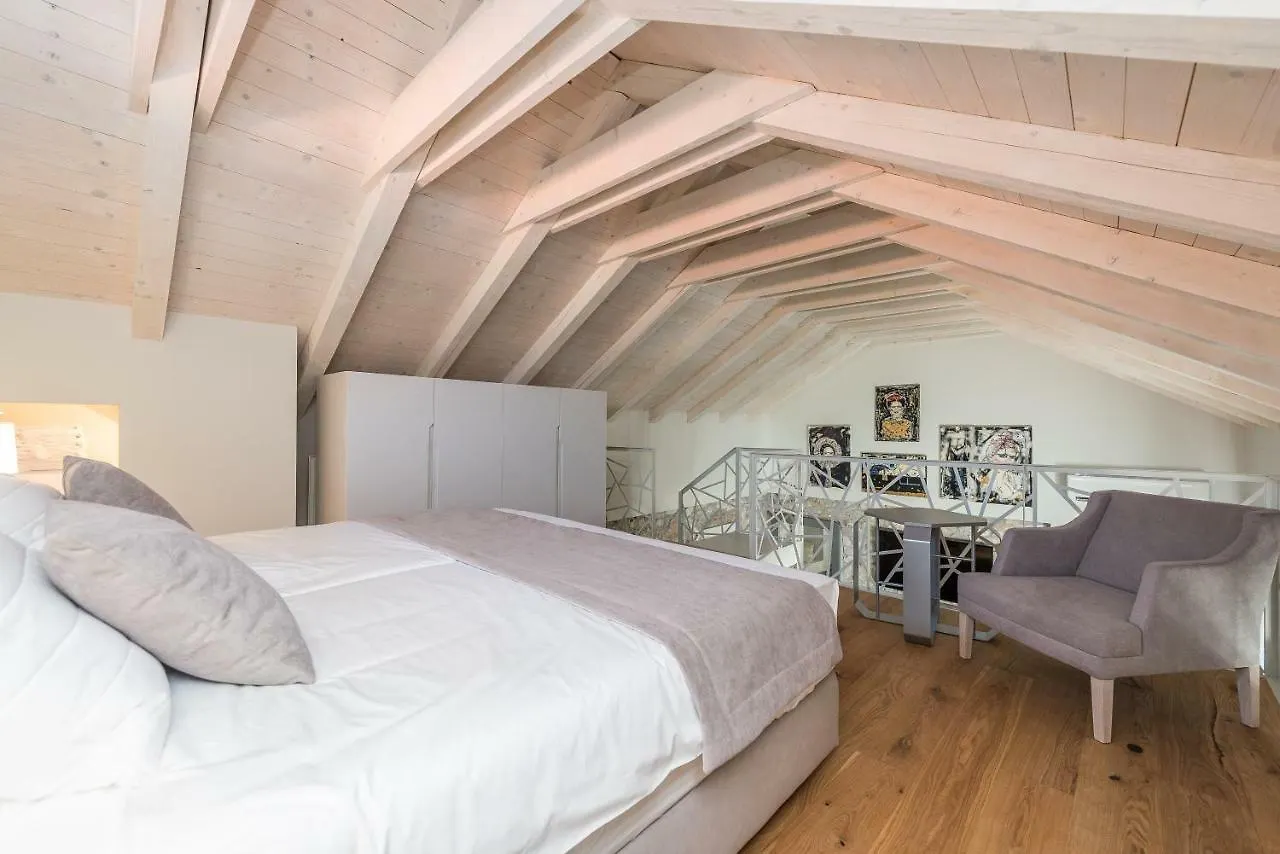 Apartman Alma Lofts